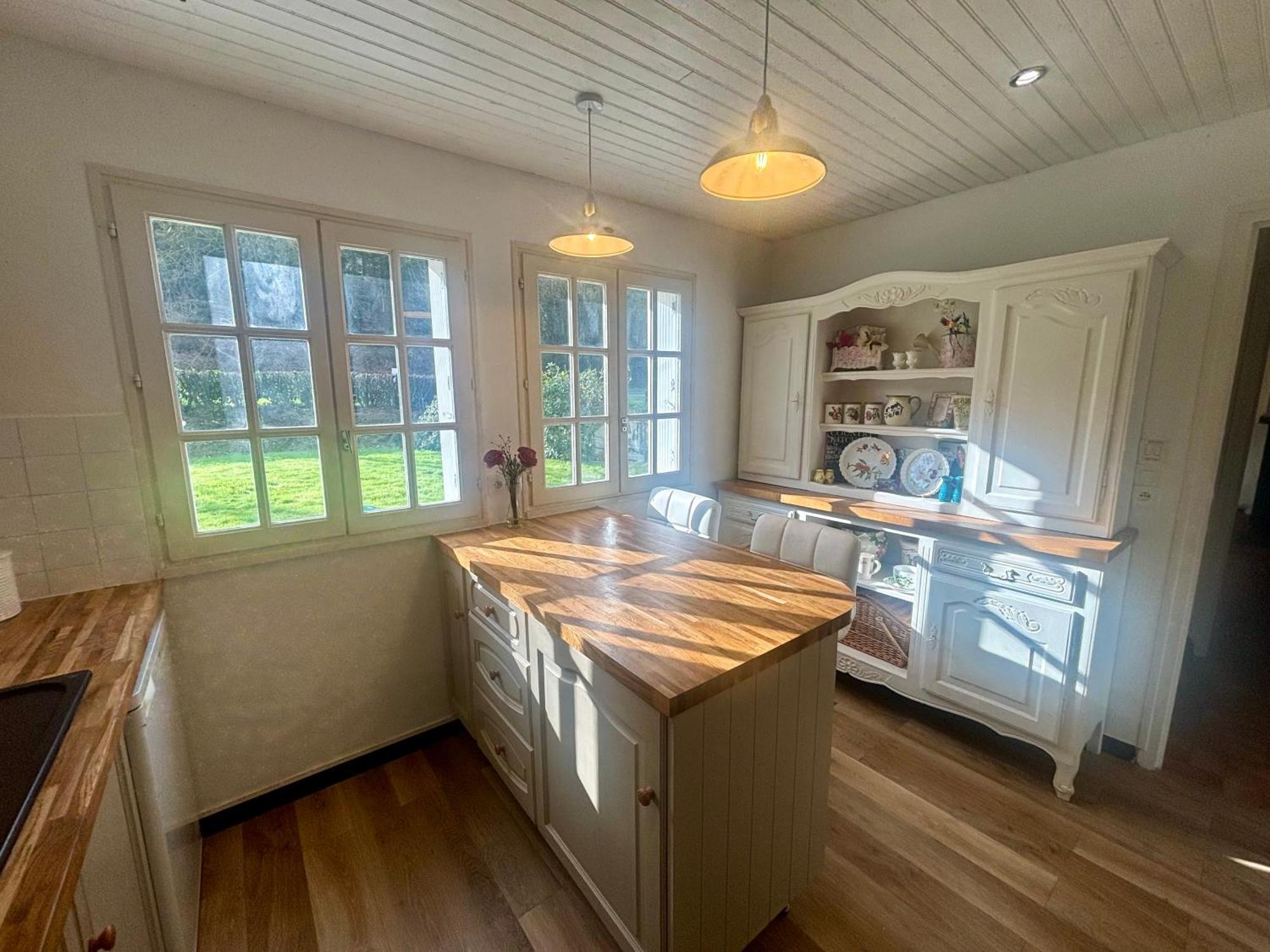 Fontaine Blanche River View, Large Patio & Garden In Central Brittany With Starlink Wifi Treffrin Luaran gambar