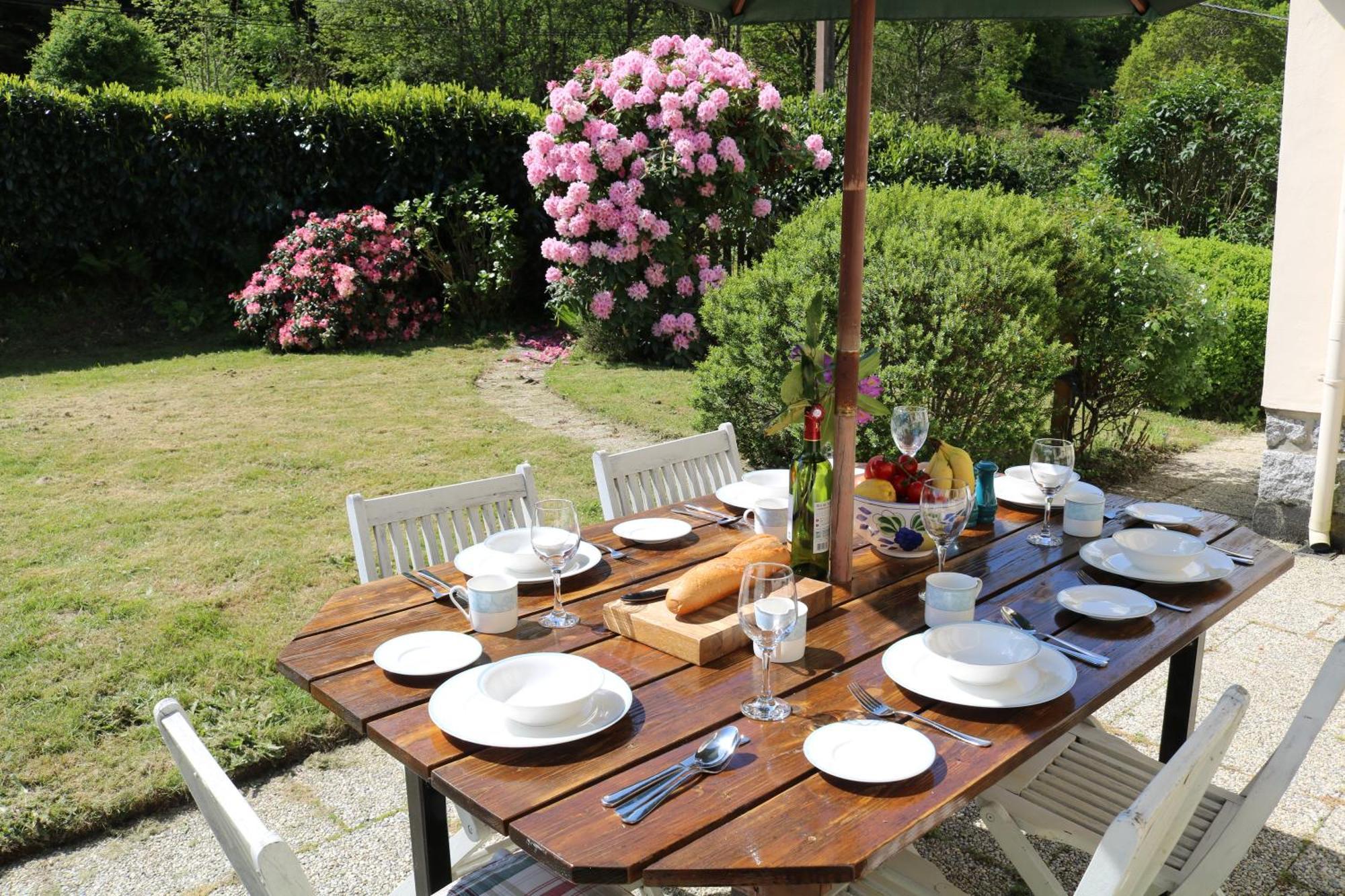 Fontaine Blanche River View, Large Patio & Garden In Central Brittany With Starlink Wifi Treffrin Luaran gambar